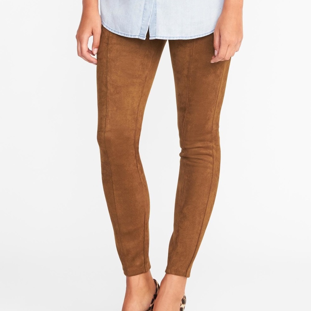 🎄7 FOR $50 SALE!! NWOT suede ponte pants